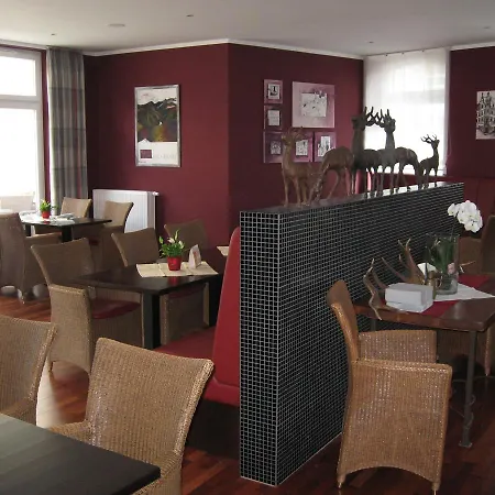 Отель Restaurant Eifeler Hof Майен